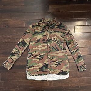 Forever 21 Green and Brown Camouflage Top